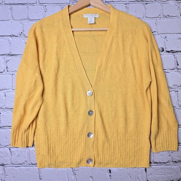 Christian Siriano Linen Blend Butter Yellow Button V-Neck Cardigan Size Medium - Picture 2 of 11
